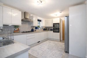 Kitchen- click for photo gallery